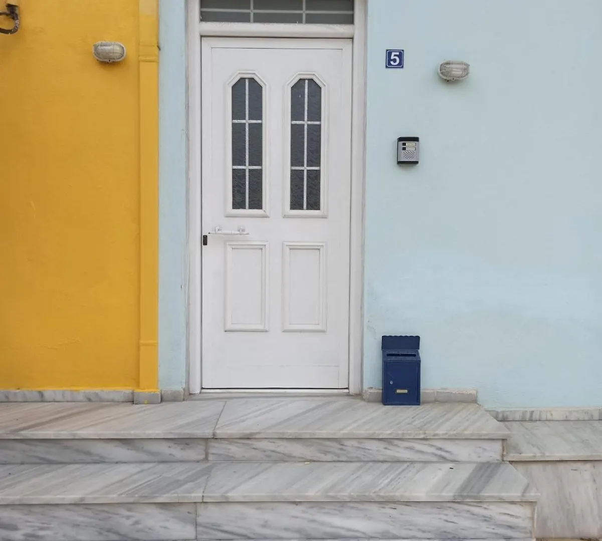 Fenia'S Apartment By The Sea Neo Epivates 0*,