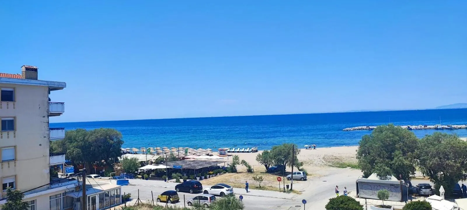 Fenia'S Apartment By The Sea Neo Epivates